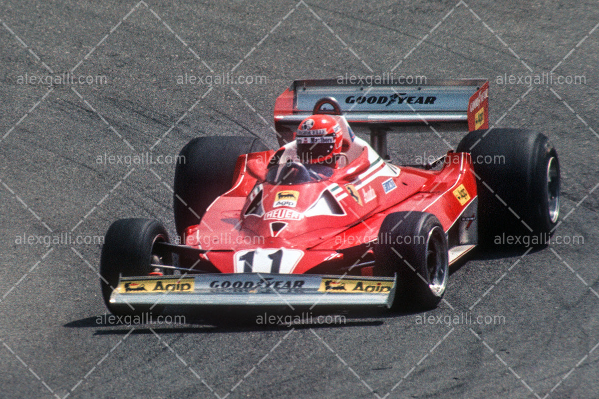 F1 1977 Niki Lauda - Ferrari 312 T2 - 19770036