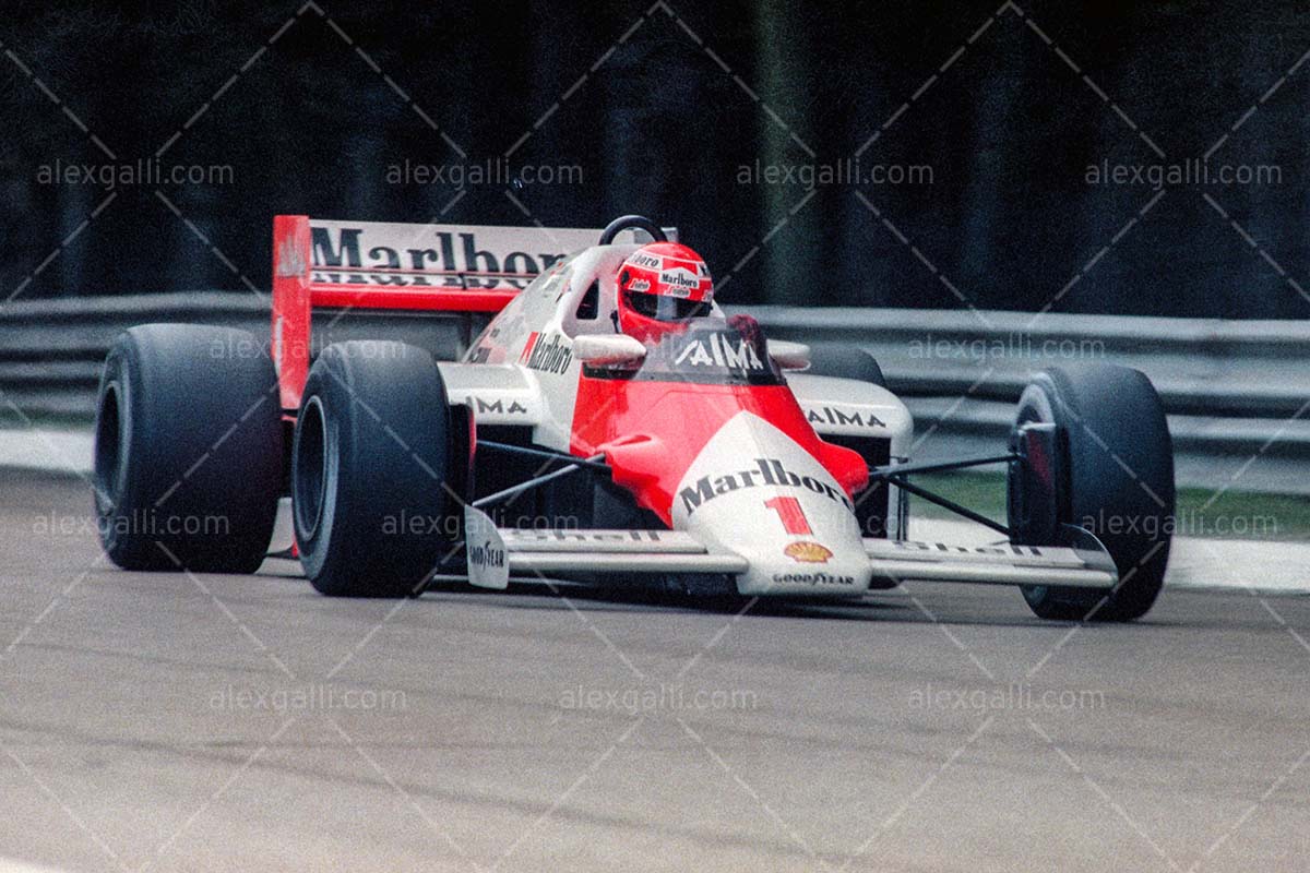 F1 1985 Niki Lauda - McLaren MP4/2B - 19850080