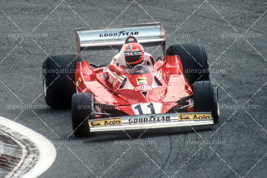 F1 1977 Niki Lauda - Ferrari 312 T2 - 19770037