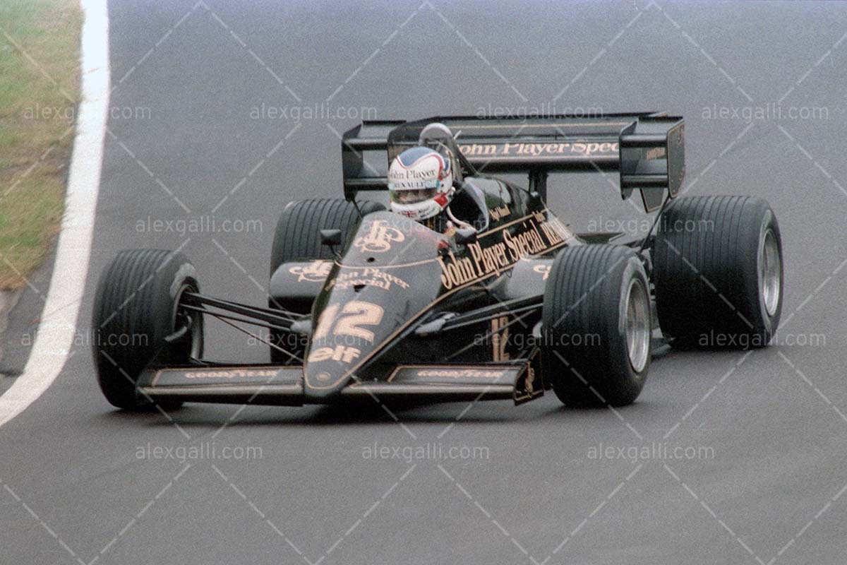 F1 1984 Nigel Mansell - Lotus 95T - 19840059