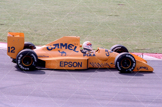 F1 1989 Satoru Nakajima - Lotus 101 - 19890055