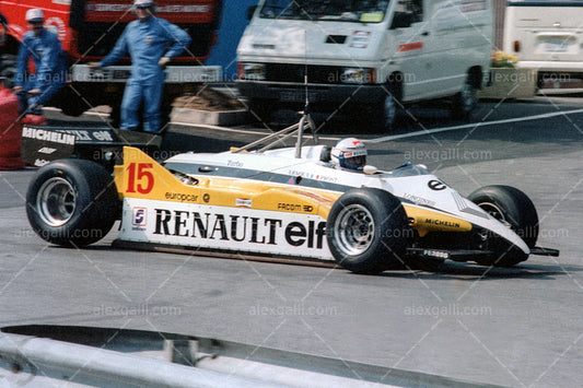 F1 1982 Alain Prost - Renault RE30B - 19820067