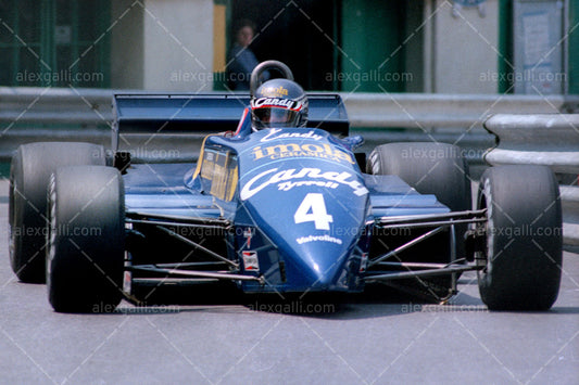 F1 1982 Danny Sullivan - Tyrrell 011 - 19820075