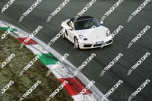 TD 201122 T01 - 028