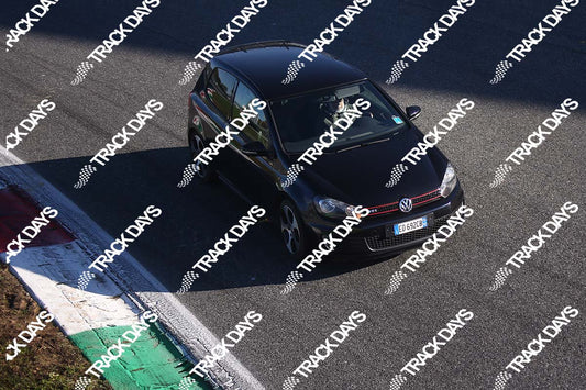 TD 201122 T02 - 032