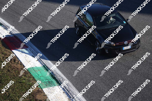 TD 201122 T02 - 034