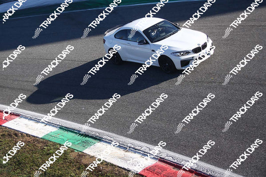 TD 201122 T02 - 048