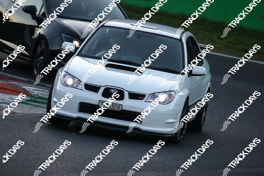 TD 201122 T10 - 025