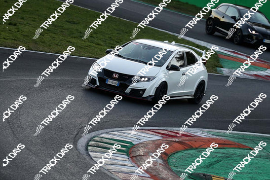TD 201122 T10 - 040