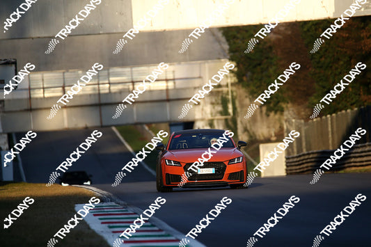 TD 220123 T10 - 030