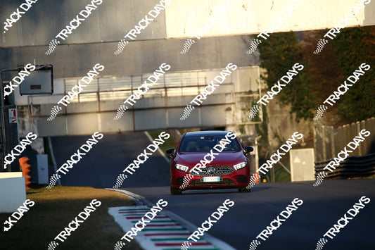 TD 220123 T10 - 033