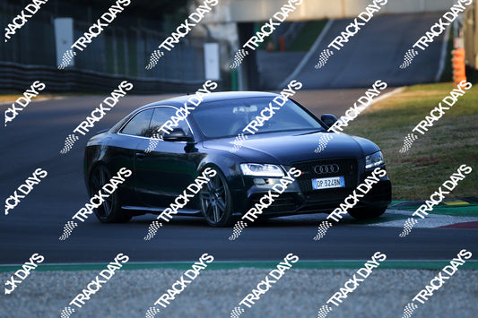 TD 220123 T10 - 036
