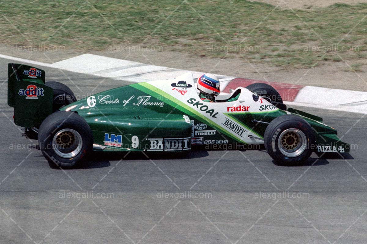 F1 1985 Manfred Winkelhock - RAM 03 - 19850159