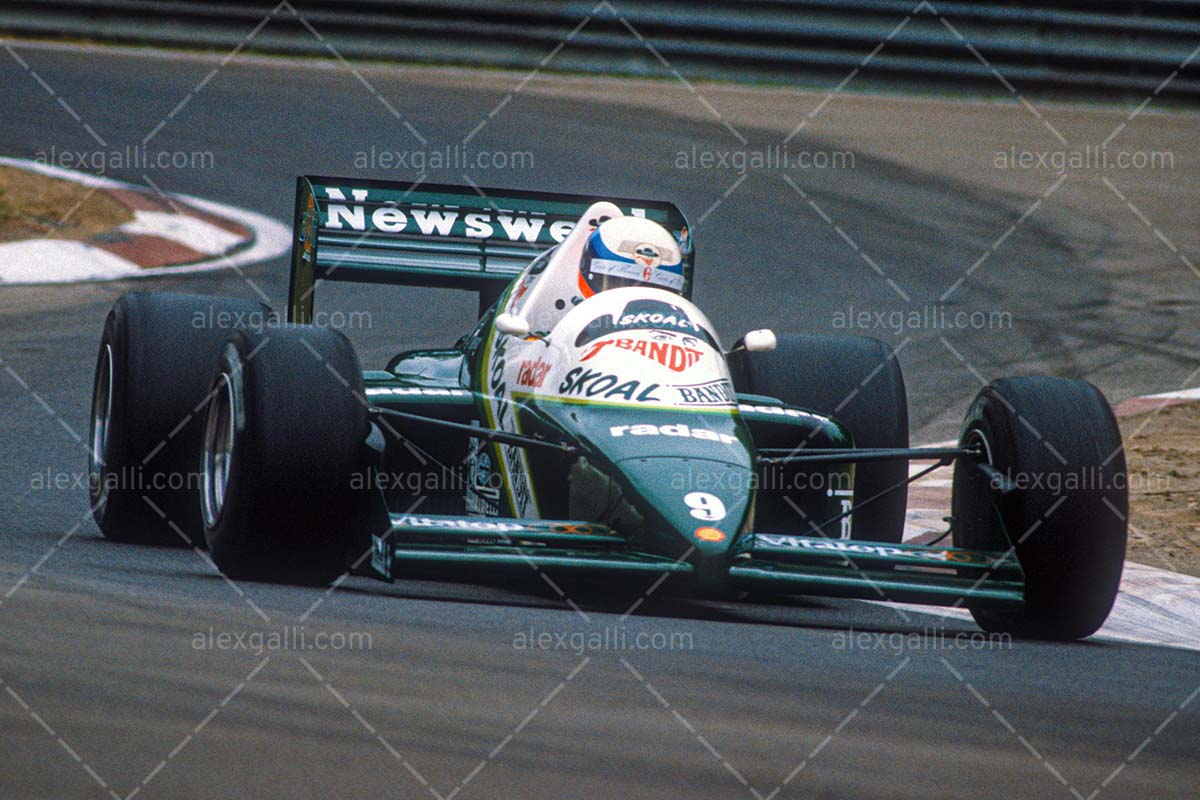 F1 1985 Manfred Winkelhock - RAM 03 - 19850160
