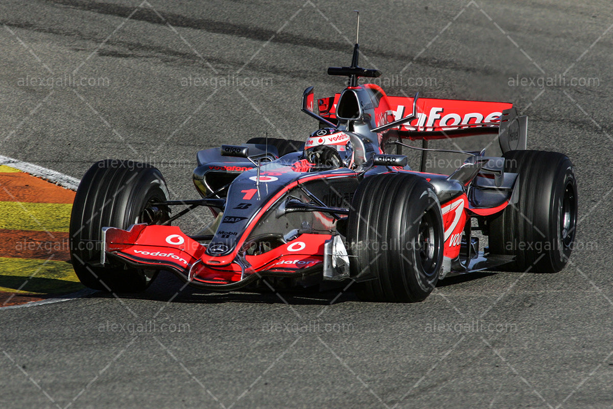 F1 2007 Fernando Alonso  - McLaren MP4-22 - 20070013