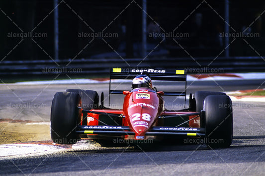 F1 1988 Gerhard Berger - Ferrari 8788C - 19880016