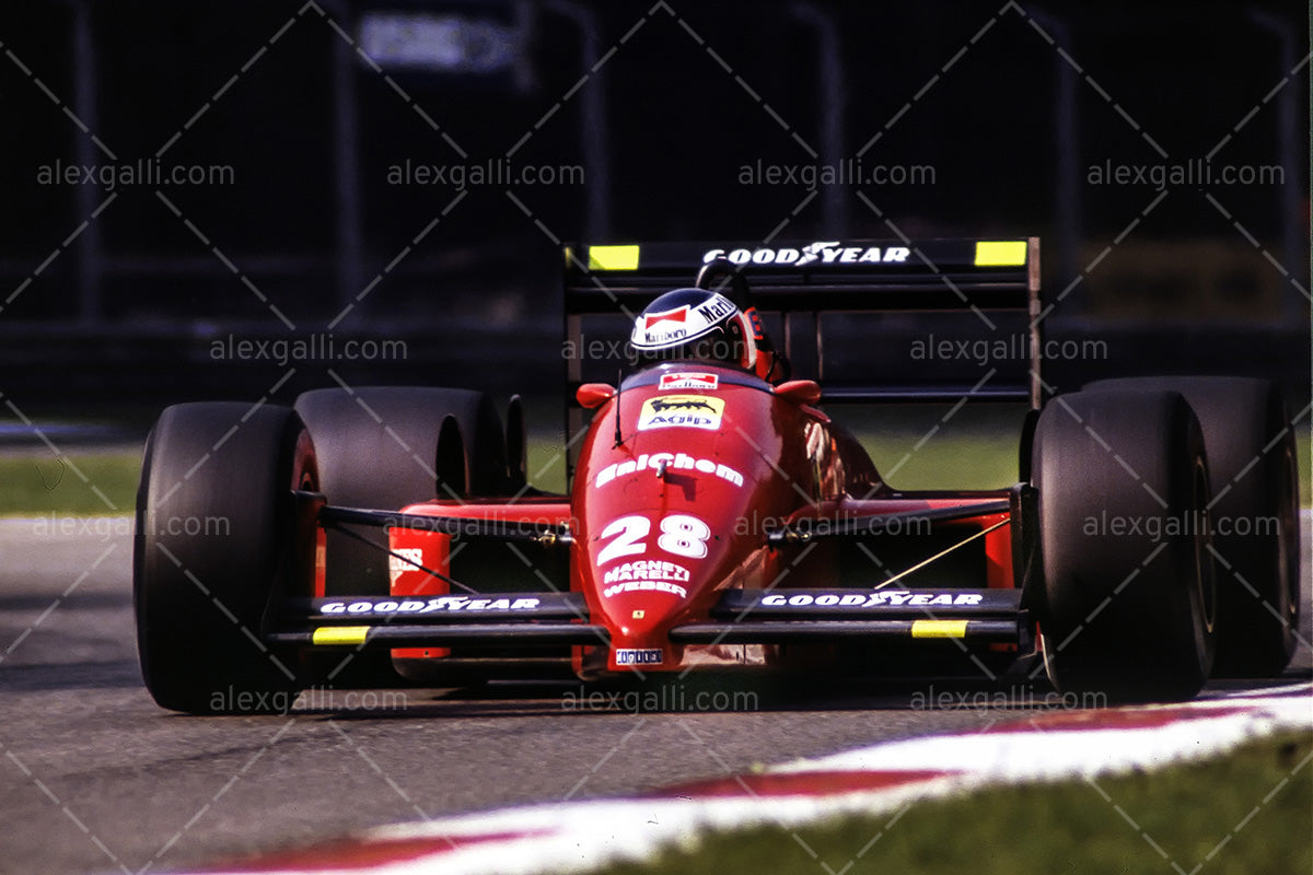 F1 1988 Gerhard Berger - Ferrari 8788C - 19880017