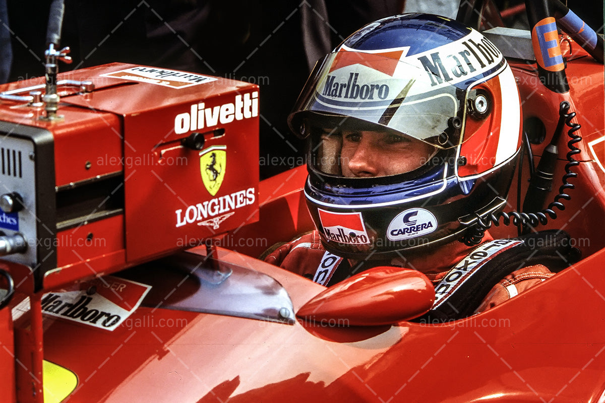 F1 1988 Gerhard Berger - Ferrari 8788C - 19880019