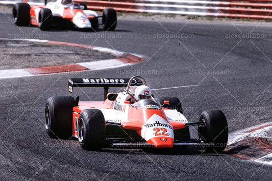 F1 1982 Andrea De Cesaris - Alfa Romeo 182 - 19820024