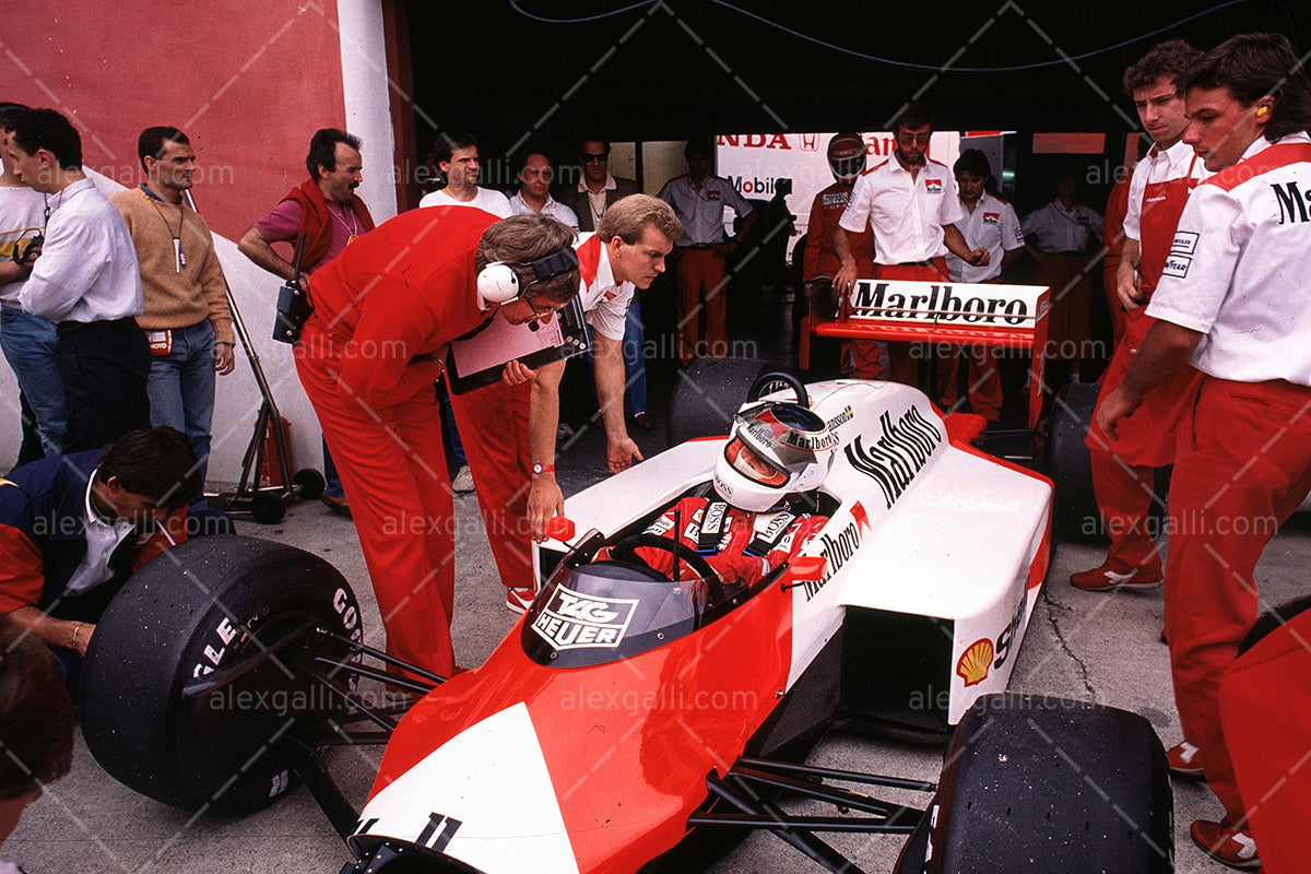 F1 1987 Stefan Johansson - McLaren MP4/3 - 19870068
