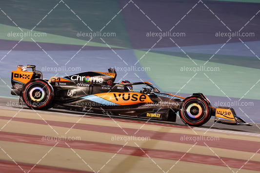 F1 2023 - 01 Bahrain GP - Oscar Piastri - McLaren - 2300055