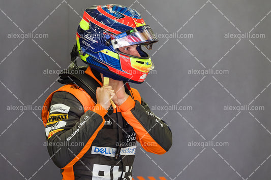 F1 2023 - 01 Bahrain GP - Oscar Piastri - McLaren - 2300056